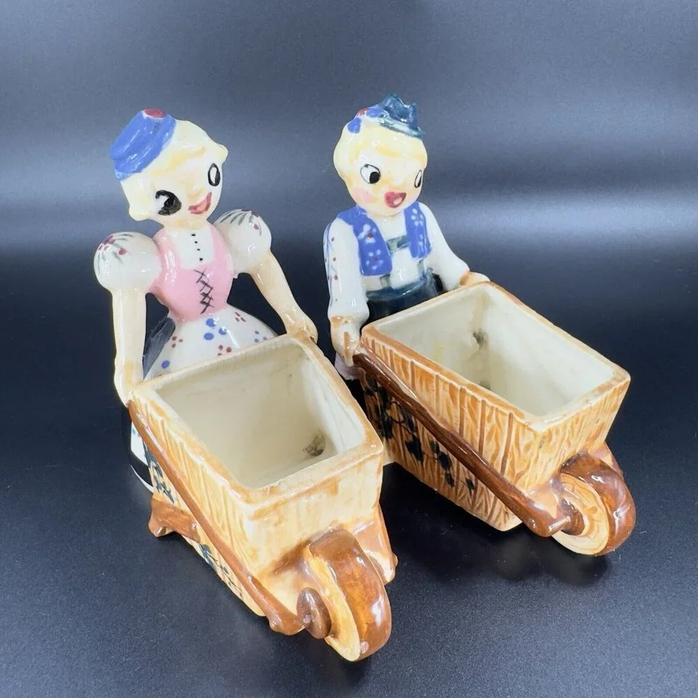 Vintage Pioneer MDSE Co Hand Painted Wheel Barrel Planter‎ Set 2 Man Woman Japan